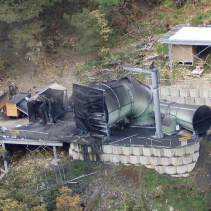 29 миньори са блокирани 2 км под земята в мина в Нова Зеландия
