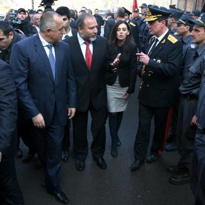 Бойко Борисов и министърът на външните работи на Израел Авигдор Либерман посетиха  Пожарната