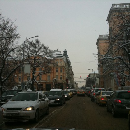 Задръстване се образува по основните булеварди в столицата