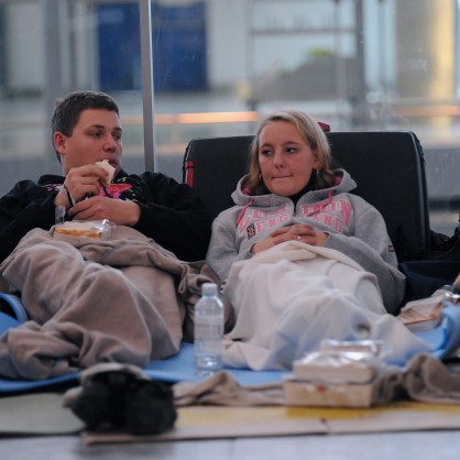 Множество забавяния и отмени на полети предизвикаха хаос на летище Хийтроу