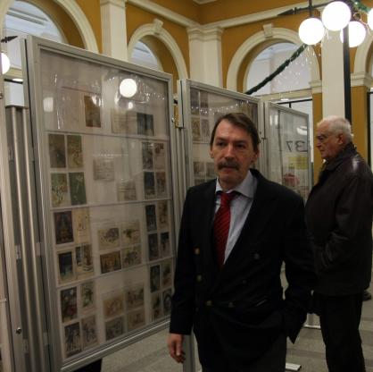 Изложба на стари коледни картички беше открита в Централна поща