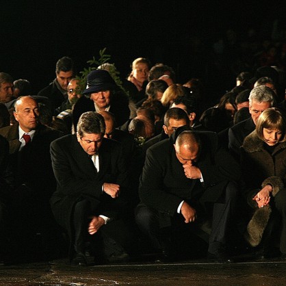 Политиците почетоха паметта на Васил Левски