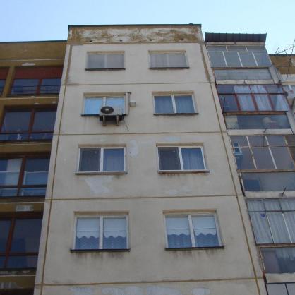 Жилищният блок, в който бе човекът-бомба в Пловдив