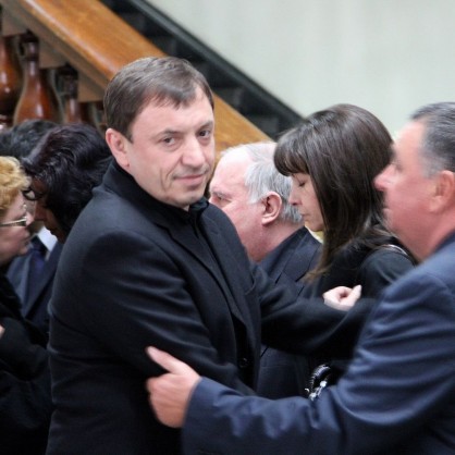 Поклонението пред Иван Славков - Алексей Петров