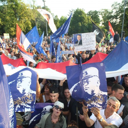 Протести срещу ареста на генерал Ратко Младич