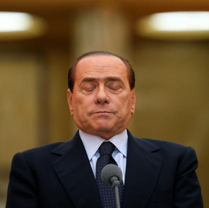 Съкрушително поражение претърпя коалицията на Берлускони на втория тур от частичните местни избори