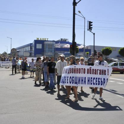 Протестиращи хотелиери блокираха пътя Бургас - Варна