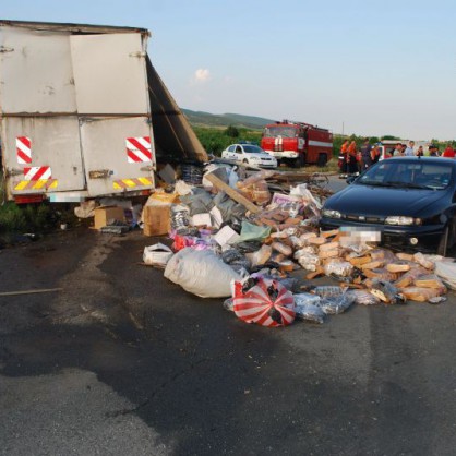 Трима души загинаха в катастрофа на разклона за сливенското село Глушник