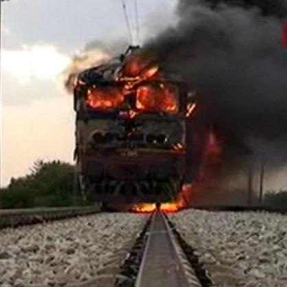 Влакът София-Варна се запали