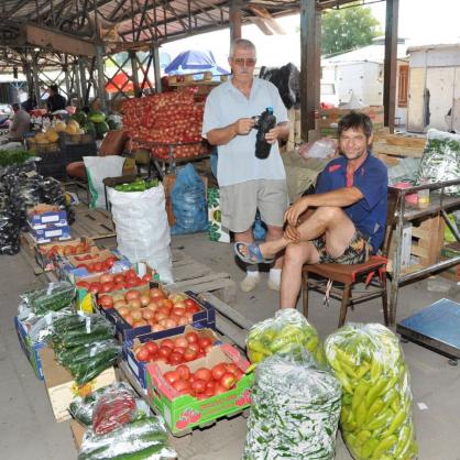 Зеленчуковата борса в Кърналово