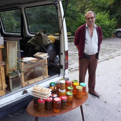 Принц Чарлз си купил мед от българина Георги Корделов