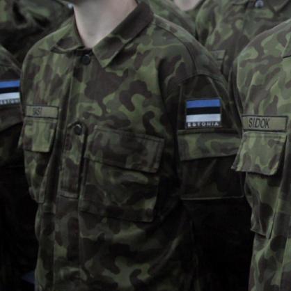Естония - военни