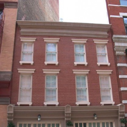 Къщата в квартал Трайбека - Ню Йорк, в която  Строс-Кан беше под домашен арест