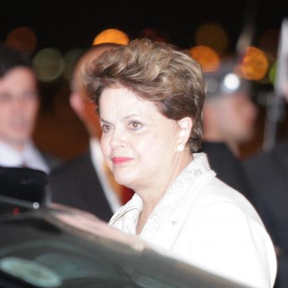 Президентът на Бразилия Дилма Русеф пристигна на държавно посещение у нас