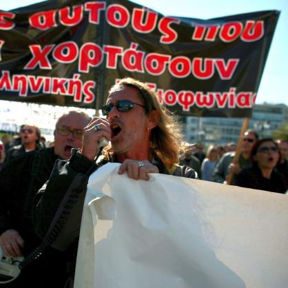 Протест на гръцки журналисти пред МВР в Атина