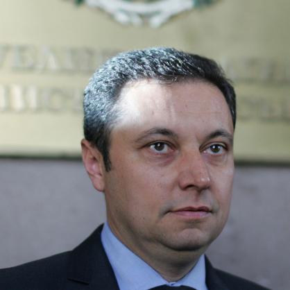 Лидерът на РЗС Яне Янев отида на среща с премиера Бойко Борисов