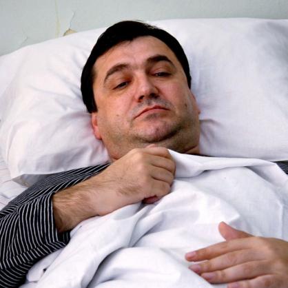 Оперираният от перитонит Славчо Атанасов в МБАЛ „Свети Пантелеймон