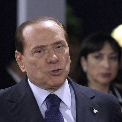 Премиерът на Италия - Силвио Берлускони в Кан на срещата на Г 20