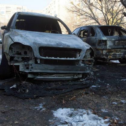 Над 10 коли изгоряха в столичния квартал 