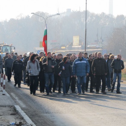 Протестиращите фермери на Дунав мост