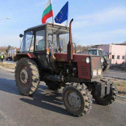 Зърнопроизводители блокираха 