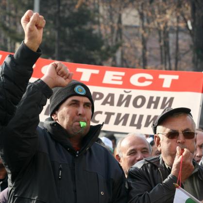 Втори ден на протест на земеделските производители в София- паметника 