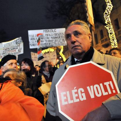 Протести в Унгария срещу конституцията