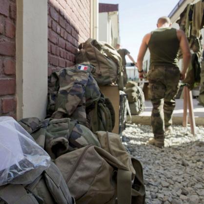 Спират операциите на френските военни за обучение на афганистанската армия