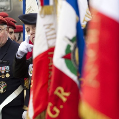 Военни почести за четиримата убити войници от френския контингент в Афганистан