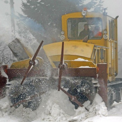Единственият в България локомотив-снегорин