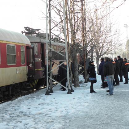 Влак се подпали край Благоевград