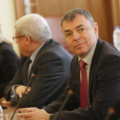 Министърът на образованието, младежта и науката проф. Сергей Игнатов