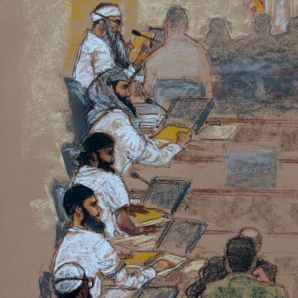 Обвиненият за атентатите от 11 септември Халид Шейх Мохамад и четирима заподозрени негови съучастници