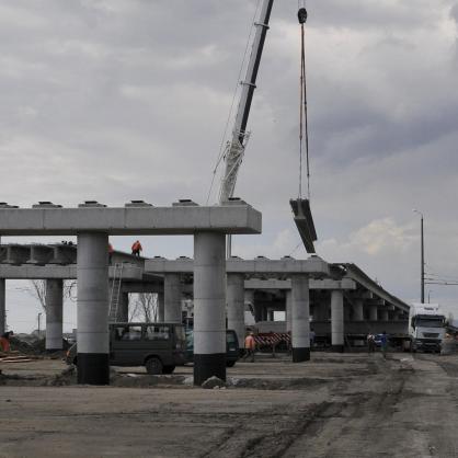 Закъснява пусковият срок на пътен възел 