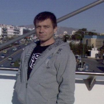 Полицията в Русе издирва 42-годишния Десислав Тодоров Димитров, в неизвестност от 8 дни
