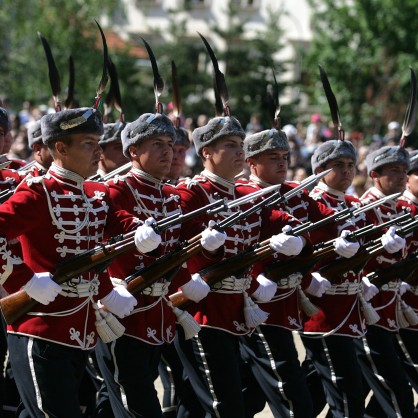 Военен парад по случай Деня на армията 6 май