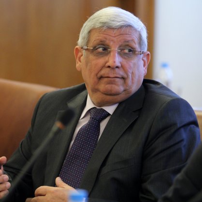 Министърът на отбраната Аню Ангелов