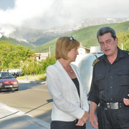 Кметът Йорданка Фандъкова и директорът на ГД „Пожарна безопасност и защита на населението“ главен комисар Николай Николов
