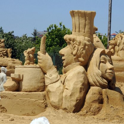 Фестивалът на пясъчните фигури в Бургас през 2012  г.