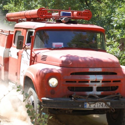 Пожар гори на територията на Хасковска и Старозагорска област