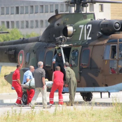 Пострадалите при взрива в Разград се транспортират с хеликоптер