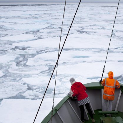 Ледената покривка на Северния полюс се топи с бързи темпове