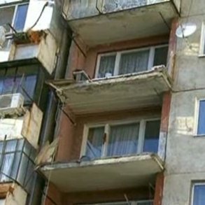 Две тераси се срутиха в Силистра