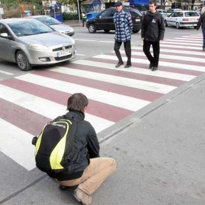 Откриване на светеща пешеходна пътека в София