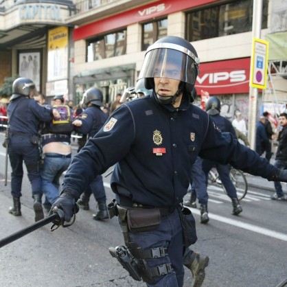 В Мадрид над 60 души са задържани от полицията заради протестите