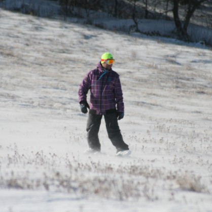Нетърпеливи сноубордисти вече изпробваха първия сняг