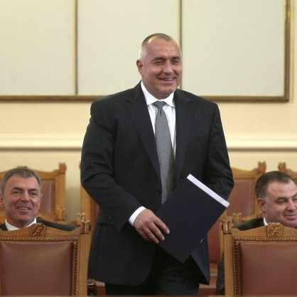 Премиерът Бойко Борисов беше подкрепен от министрите Сергей Игнатов и Мирослав Найденов