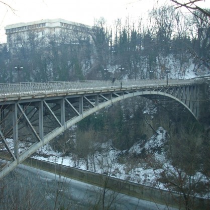 Стамболовият мост във Велико Търново