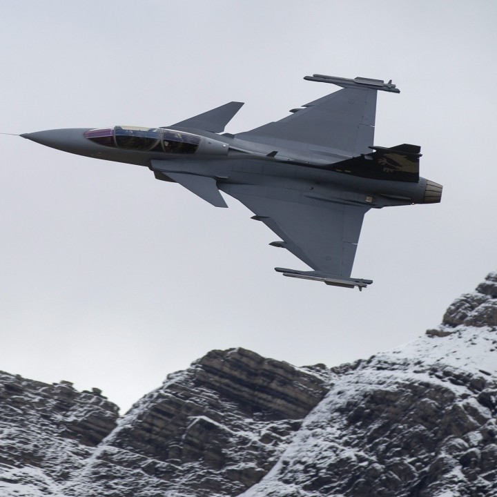 Настроенията в Швеция се обръщат в полза на членство в НАТО, заради опасения, че шведските ВВС са недостатъчно готови за защита