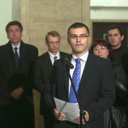 Министърът на финансите Симеон Дянков и учени дадоха брифинг
